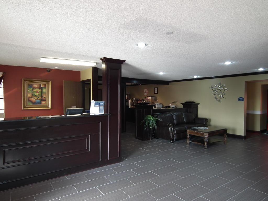 Howard Johnson By Wyndham Near Schlitterbahn Нью-Браунфелс Екстер'єр фото