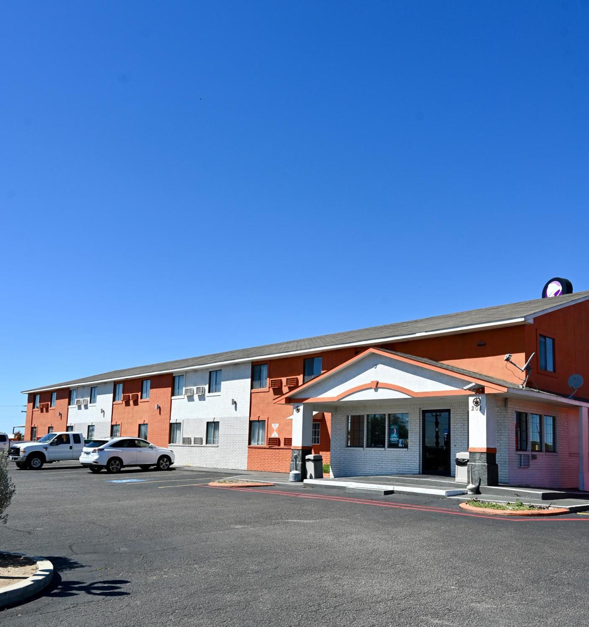 Howard Johnson By Wyndham Near Schlitterbahn Нью-Браунфелс Екстер'єр фото